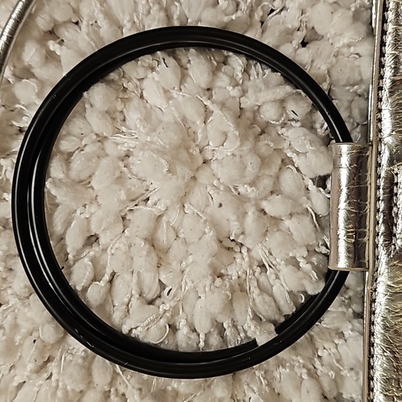 Thacker Crossbody Bag - Picture 5 of 16